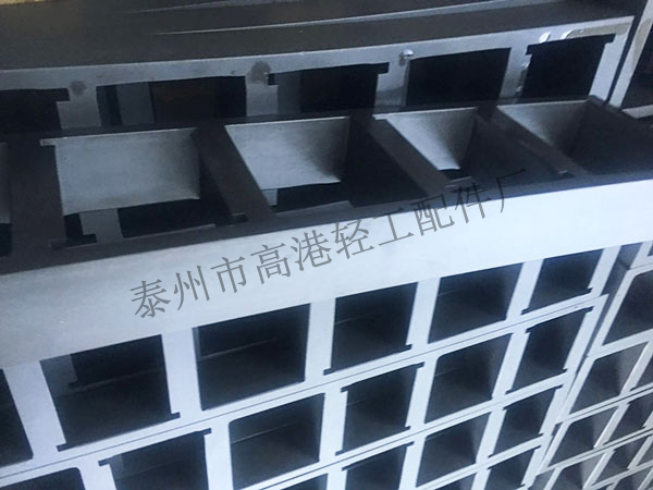 金属保持架